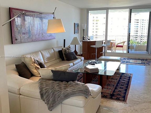 2nd image of 789 Crandon Blvd APT 1106