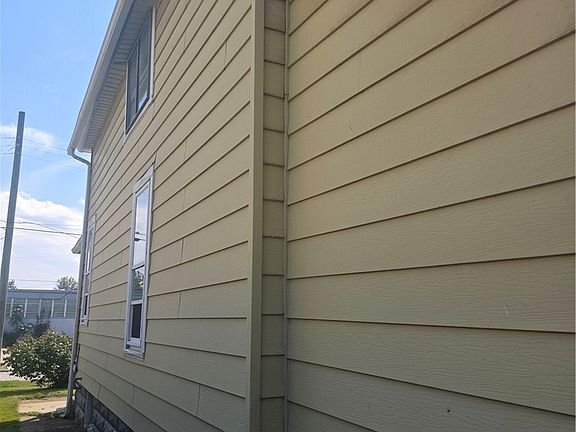 4th image of 123 E 35th St