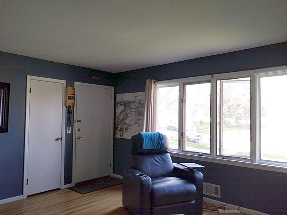 2nd image of 2210 Arthur St NE #1