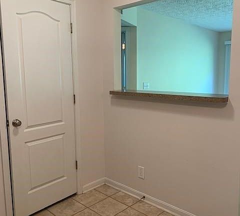 5th image of 9949 Edgewood Ln Unit A