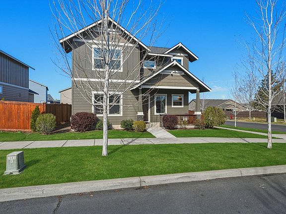 4th image of 62735 Hawkview Rd