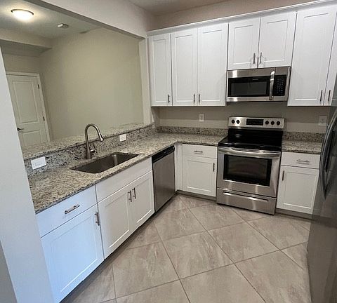 2nd image of 14113 Pine Lodge Ln