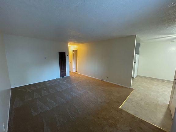 3rd image of 1613 Valle Vista Ave #2B-1BA-800SQFT
