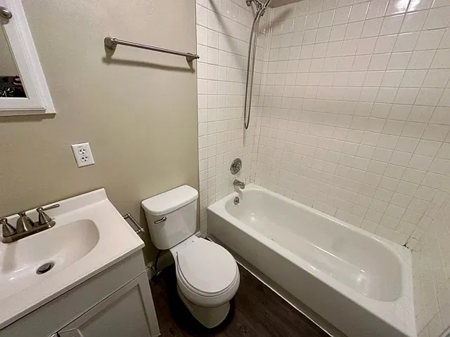 1 bed, $1,250 — Photo 4