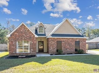 13304 Arnold Rd, Walker, LA 70785