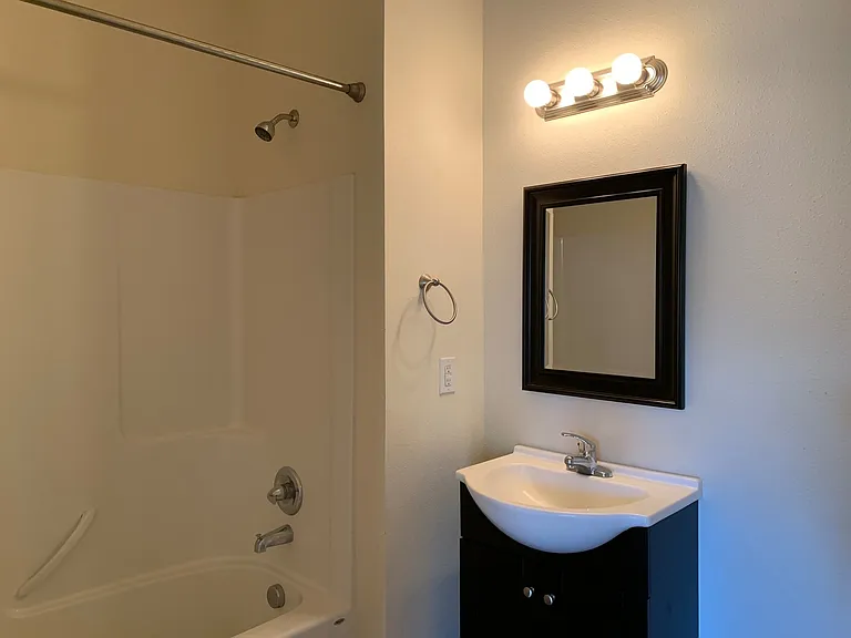 G1510 - Herby — Photo 11