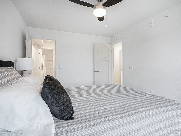 Meadowbrooke Apartment Homes — Photo 96