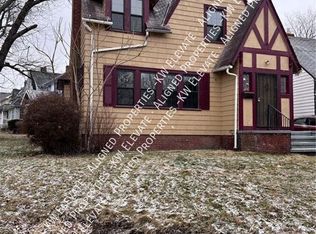 983 Greyton Rd, Cleveland Heights, OH