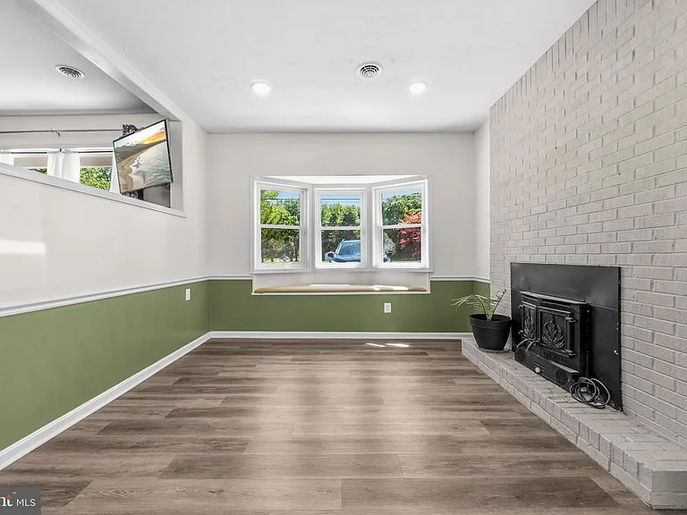 12712 Grosstown Rd — Photo 17
