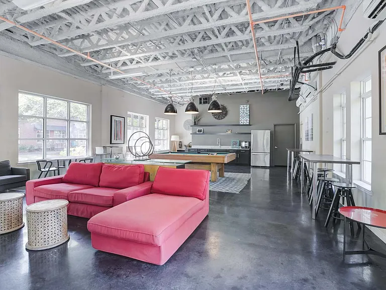 Canalside Lofts — Photo 15
