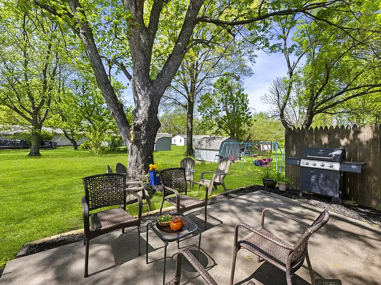 1024 S Ash St — Photo 38
