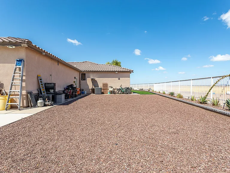 2070 S Araby Rd — Photo 52