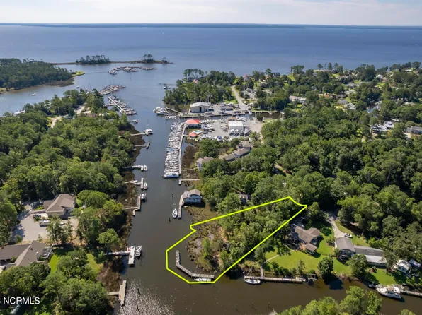 1410 Tosto Circle, Oriental, NC 28571