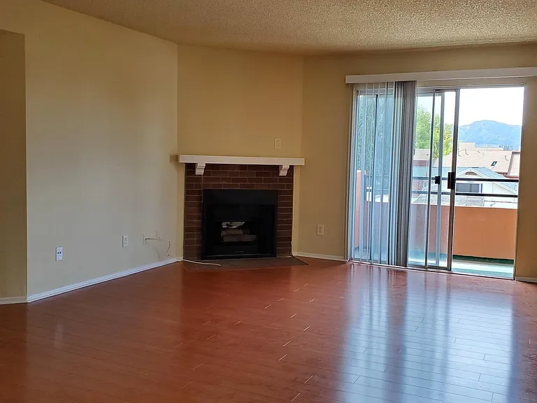 1171 Allen Ave #204 — Photo 3