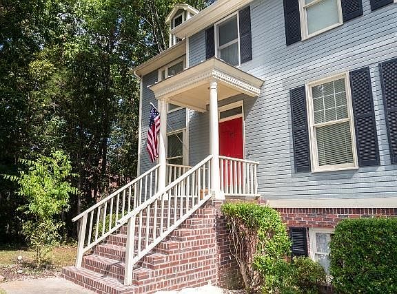 2nd image of 1102 Shades Cir SE
