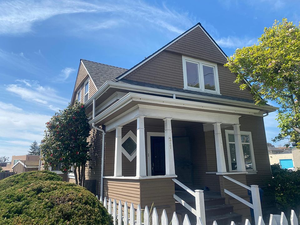 1st image of 217 Brennan St