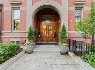 201 Newbury St APT 506, Boston, MA 02116