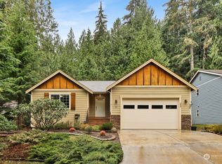 22 Western Ln, Bellingham, WA 98229