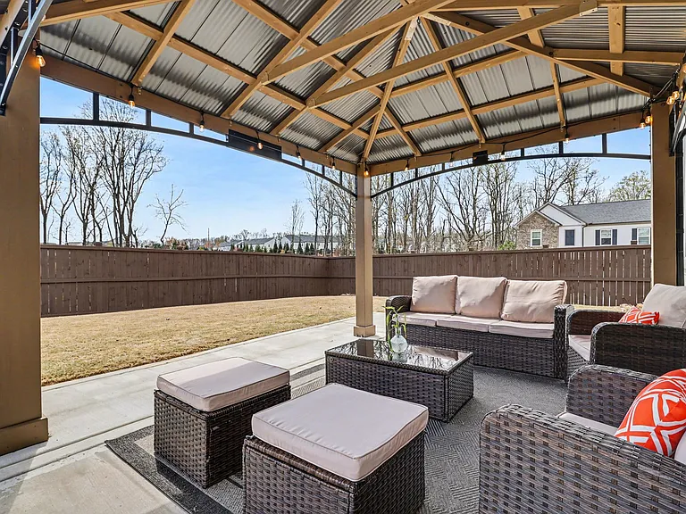 5510 Bower Pl — Photo 40