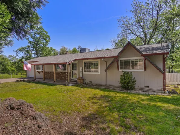 8955 Maynard Rd, Palo Cedro, CA 96073