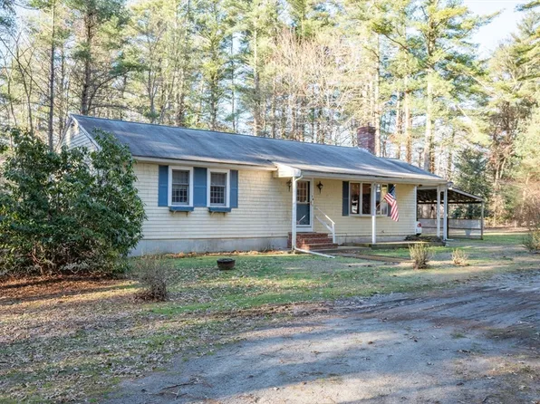 14 Loon Pond Rd, Lakeville, MA 02347