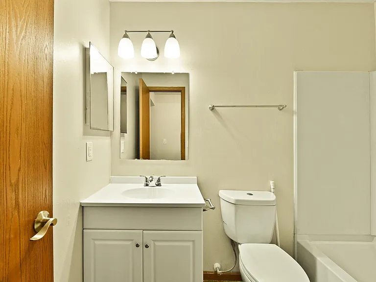 Waterford Pointe — Photo 31