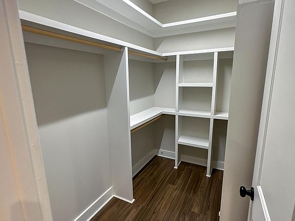 5th image of 1433 Garner Rd