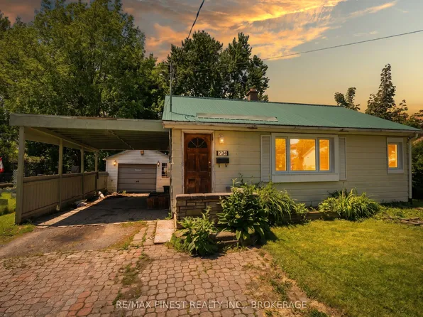 734 Portsmouth Ave, Kingston, ON K7M 1W5