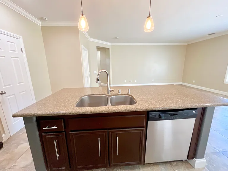 64250 Silver Star Ave — Photo 16