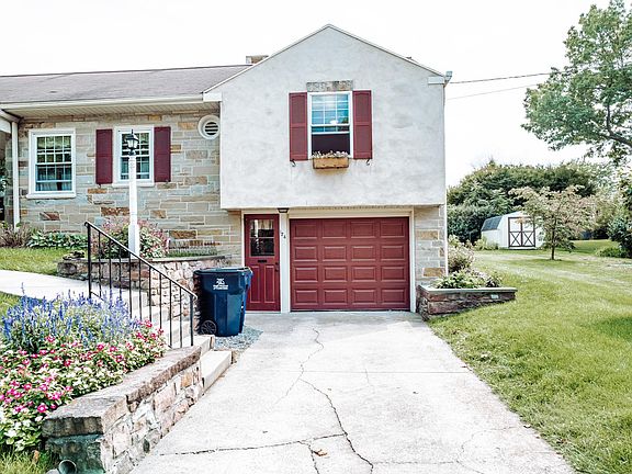 one car garage and driveway