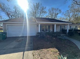 3716 Barnett Ave, Moss Point, MS 39563