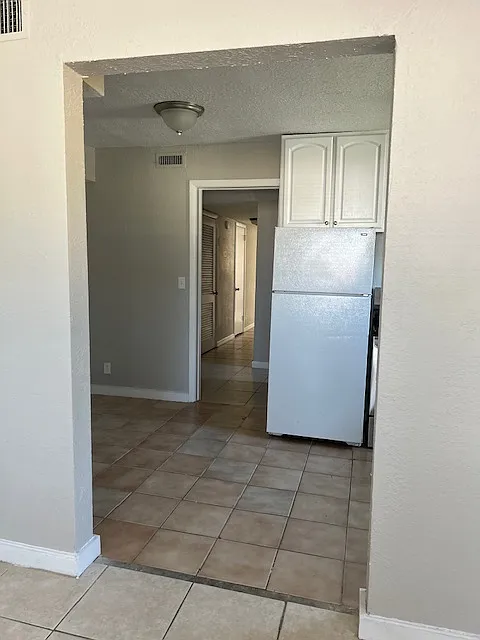 2 bed, 800 sqft, $950 — Photo 4