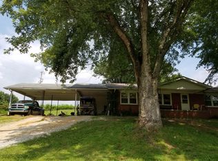 3031 Russell Rd, Utica, KY 42376
