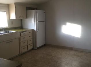 929 2nd St W, Dickinson, ND 58601