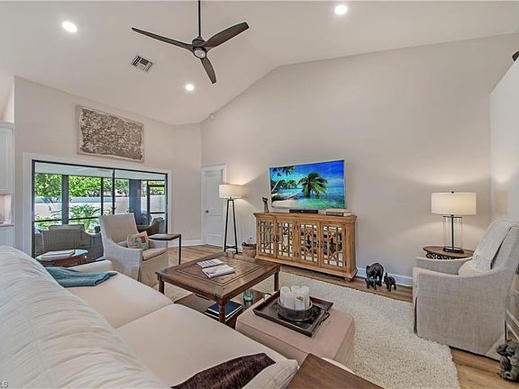 3rd image of 27057 Kindlewood Ln
