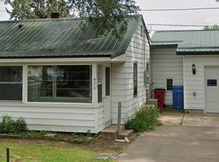 420 38th Ave, Winona, MN 55987