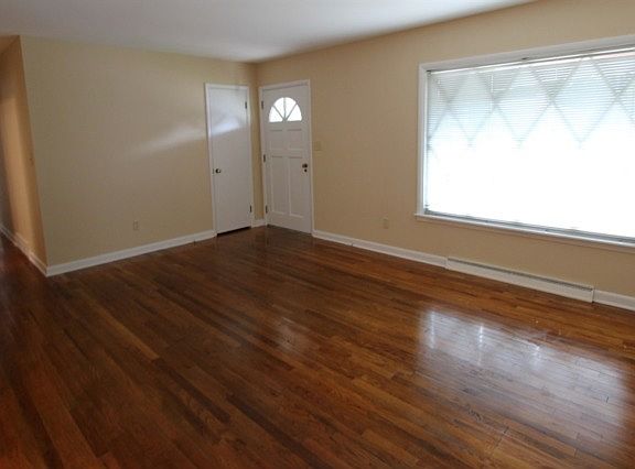 2nd image of 1216 S Saint James Blvd