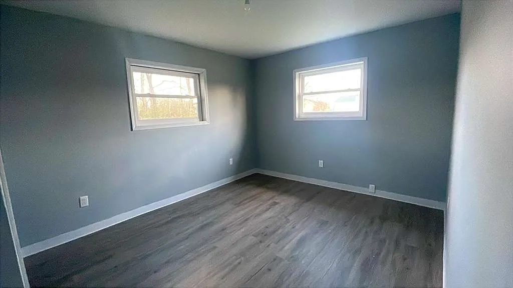2 bed, 850 sqft, $900 — Photo 1