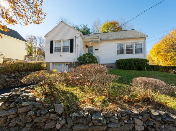 21 Lowell Road, Hudson, NH 03051