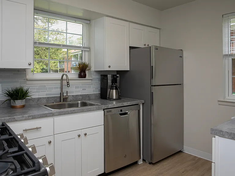 Signature Kitchen Style (shown here in a 3-bedroom floor plan)