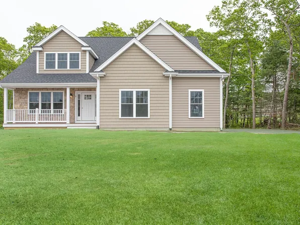 37 Metacomet Rd #37, West Bridgewater, MA 02379