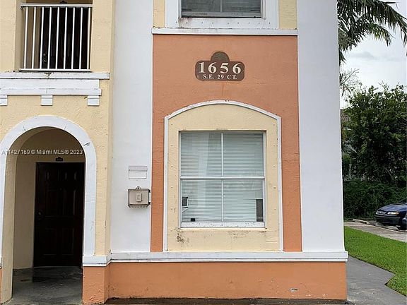 2nd image of 1656 SE 29th Ct Unit 202