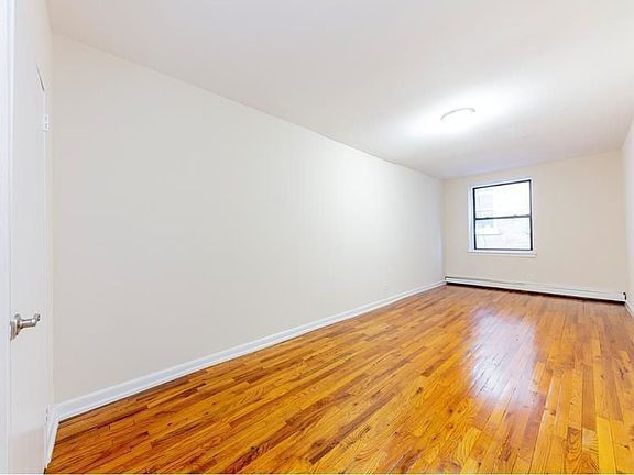 4th image of 120 W 25th St Frnt 3