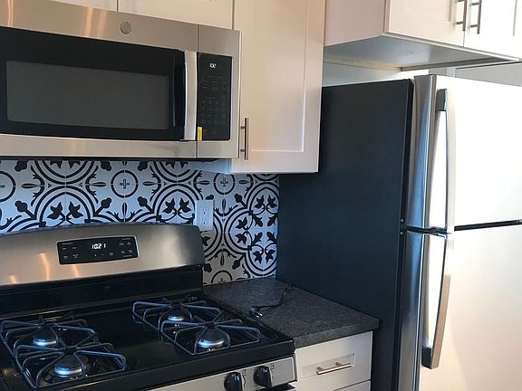 5th image of 20-18 38th St #4