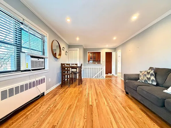 218-02 73rd Ave #397A2, Oakland Gardens, NY 11364