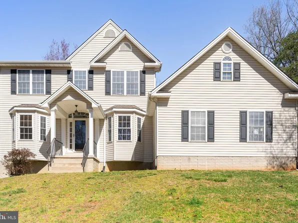 17203 Black Hill Rd, Rixeyville, VA 22737