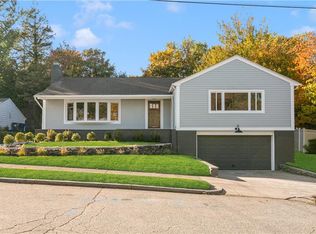 25 Brookway Rd, Providence, RI 02906