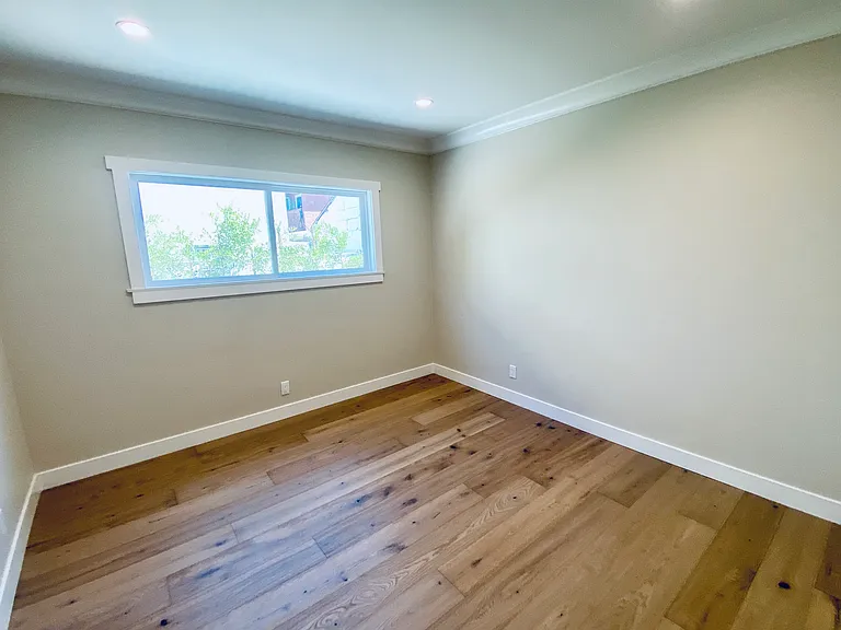 673 Mira Mar Ave — Photo 15