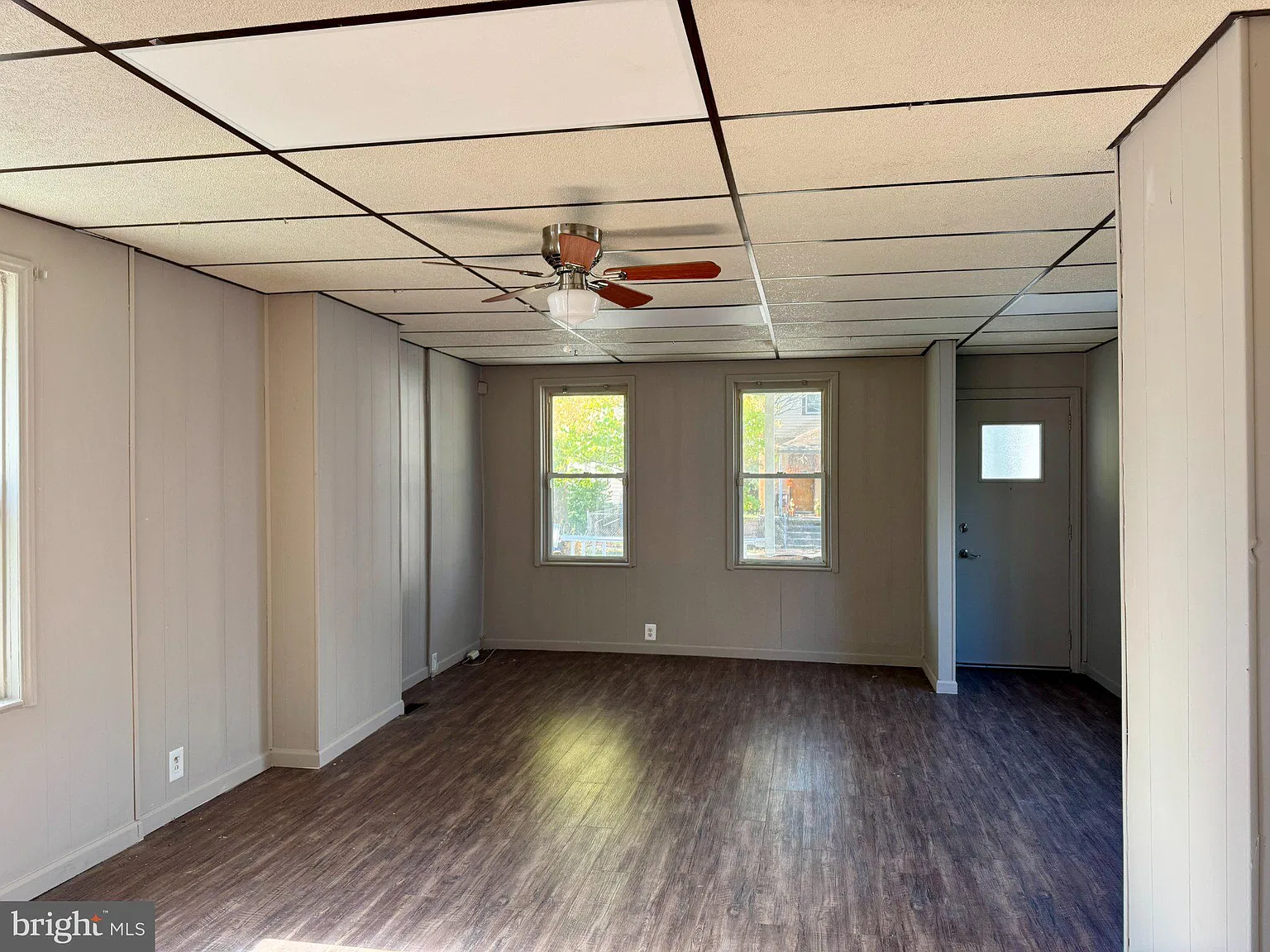 4 bed, 1.0 bath, 1216 sqft, $2,200 — Photo 3
