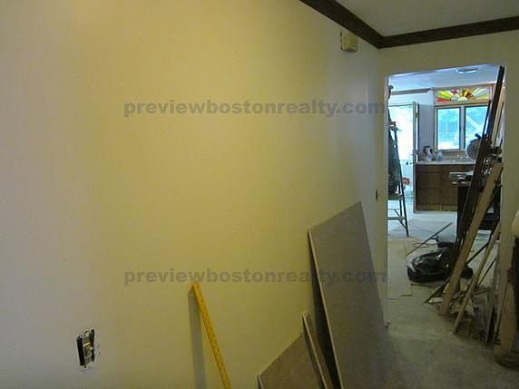 2nd image of 173 Babcock St #285